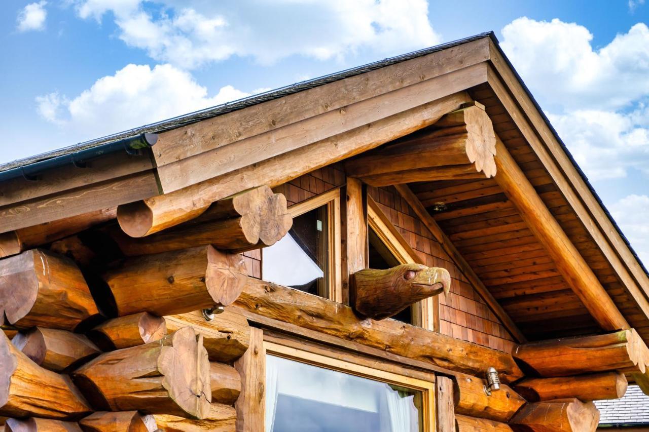 The Log Cabins At The Vu バスゲイト エクステリア 写真